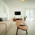 Villa Gaudeo With Pool And Ev Station Nova Vas (Brtonigla)