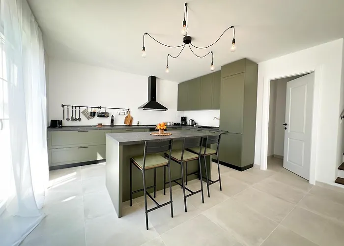 Gaudeo With Pool And Ev Station Villa *