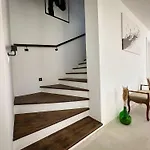 וילה Gaudeo With Pool And Ev Station