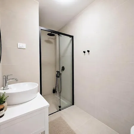Gaudeo With Pool And Ev Station Villa