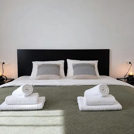 Gaudeo With Pool And Ev Station Villa